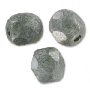 Facets 4 mm Chalk White Grey Luster x50