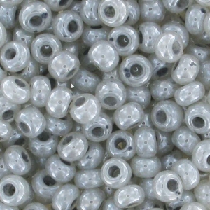 Preciosa Seed Beads 11/0 2 mm - Pastel Gray with Pearl Finish x 20 g