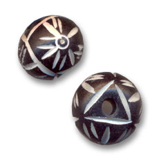 Decorated flat round beads, 14x11 mm x5