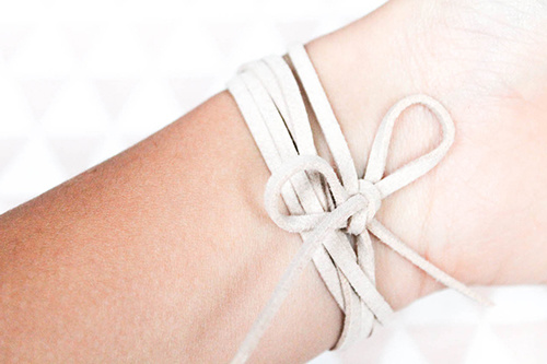 diy_bracelet_wrap_suedine_8_of_10_copyok