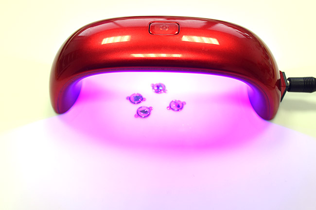 UV LED resin ring with dried flower inclusion : Step 2