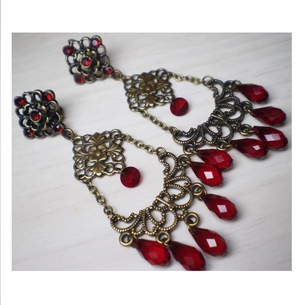 Bollywood earrings with PureCrystal siam drops and pendant