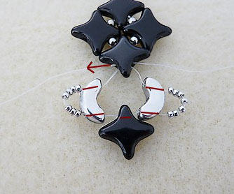 Boucles d'oreilles facile avec des perles de verre Star Beads et Arcos