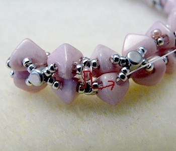 tutoriel-perles-en-verre-bracelet-cory-puca-23