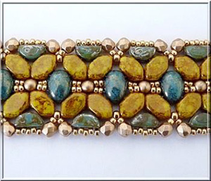 Faustine bracelet with glass pearls by Puca®. : Step 21