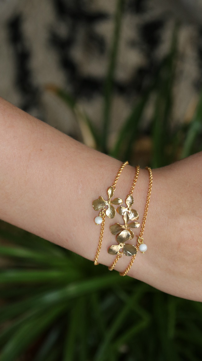 Schema  DIY Stacking bracelets golden flowers
