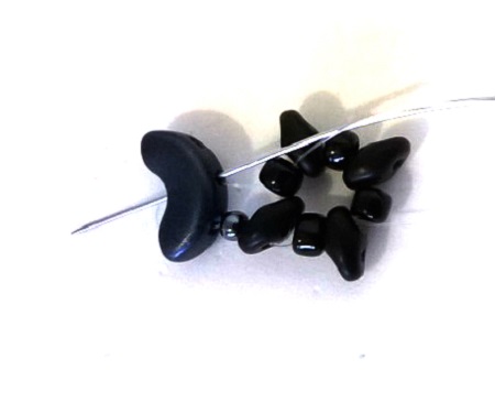 Minos, Arcos and Super Duo pearl cuff bracelet : Step 5