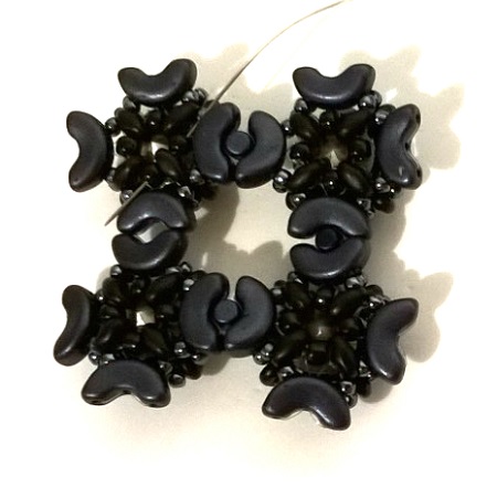 Minos, Arcos and Super Duo pearl cuff bracelet : Step 28