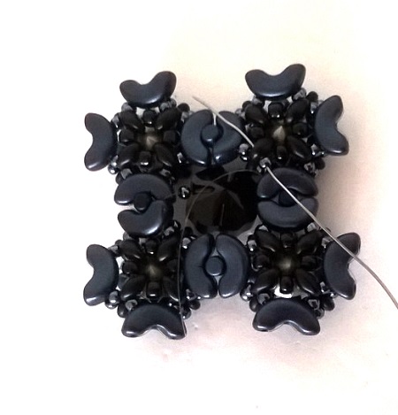 Minos, Arcos and Super Duo pearl cuff bracelet : Step 32