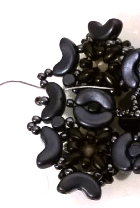 Minos, Arcos and Super Duo pearl cuff bracelet : Step 56