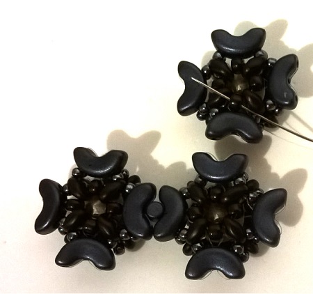 Minos, Arcos and Super Duo pearl cuff bracelet : Step 24