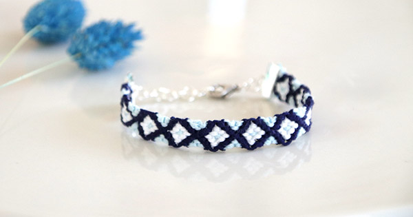 Brazilian bracelet blue diamond pattern or friendship bracelet