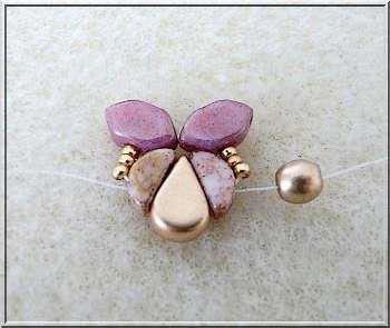 Collier DIY Siane avec des perles de verre Paros et Kos par Pucas