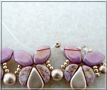 Collier DIY Siane avec des perles de verre Paros et Kos par Pucas