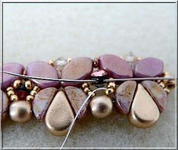 Tutoriel Collier DIY Siane avec des perles de verre Paros et Kos par Pucas