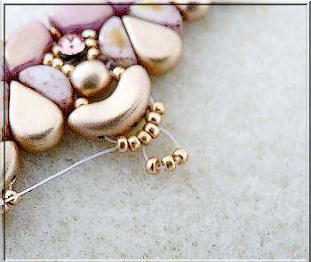 Tutoriel Collier DIY Siane avec des perles de verre Paros et Kos par Pucas