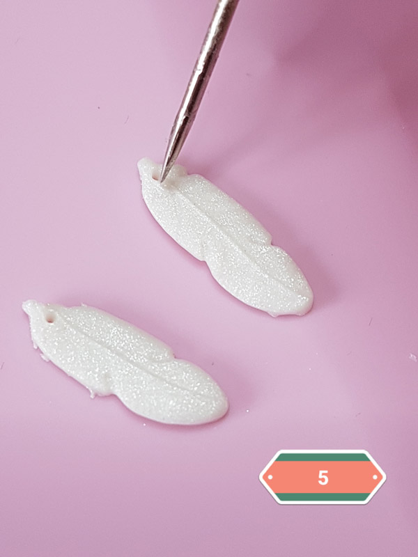 Self-hardening horn and feather necklace : Step 5 Self-hardening horn and feather necklace : Step 5