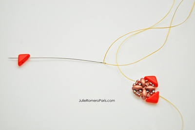Collier_tango_superduo_pompons