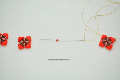 Collier_tango_superduo_pompons