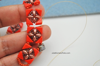 Collier_tango_superduo_pompons