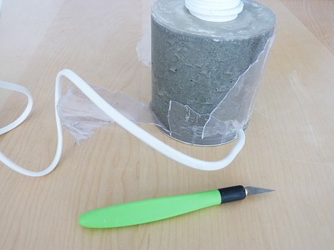 DIY Creative Concrete Lamp : Step 6