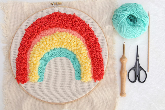 DIY Punch needle rainbow cushion : Step 5