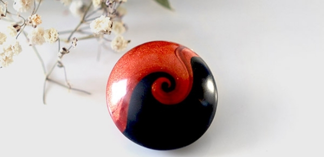 Comment faire une perle Swirl en pâte polymère? Comment faire une perle Swirl en pâte polymère?