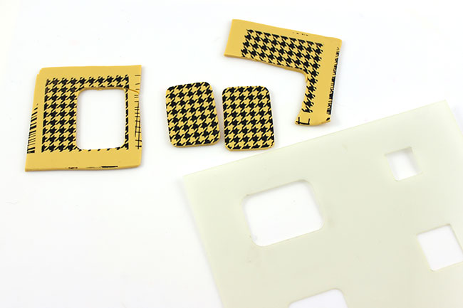 polymer clay and silkscreen houndstooth pattern earrings : Step 3