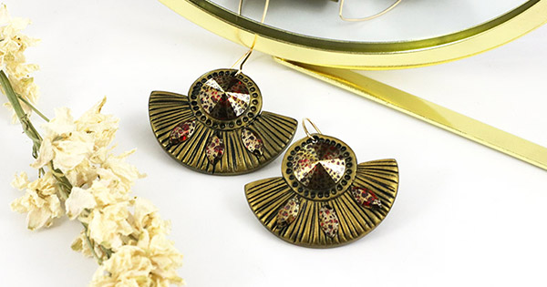 PureCrystal scarlet Patina polymer clay and crystals earrings PureCrystal scarlet Patina polymer clay and crystals earrings