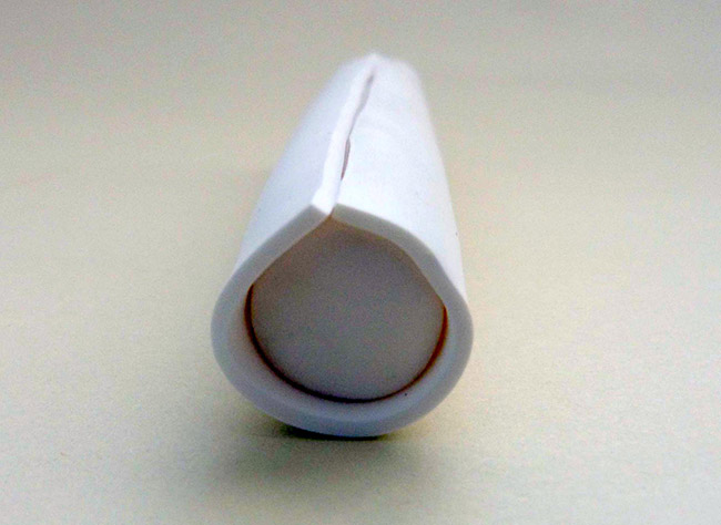 White polymer table cutlery : Step 2 White polymer table cutlery : Step 2