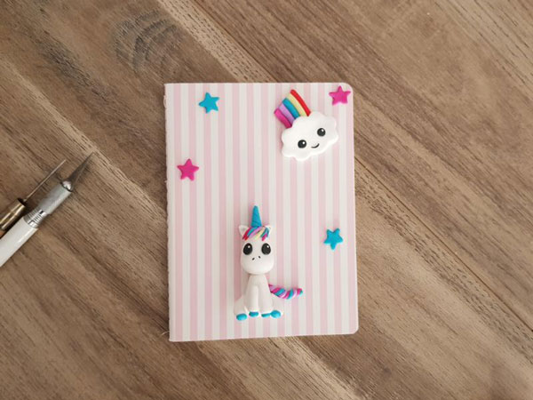 Customiser votre bullet journal avec une licorne et nuage en FIMO Customiser votre bullet journal avec une licorne et nuage en FIMO