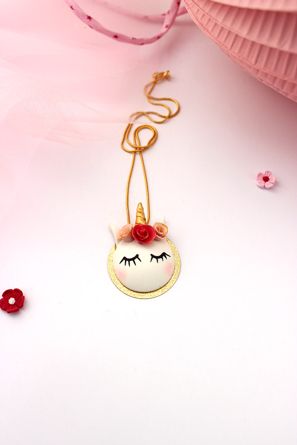 Schema Unicorn pendant in Fimo clay Schema Unicorn pendant in Fimo clay