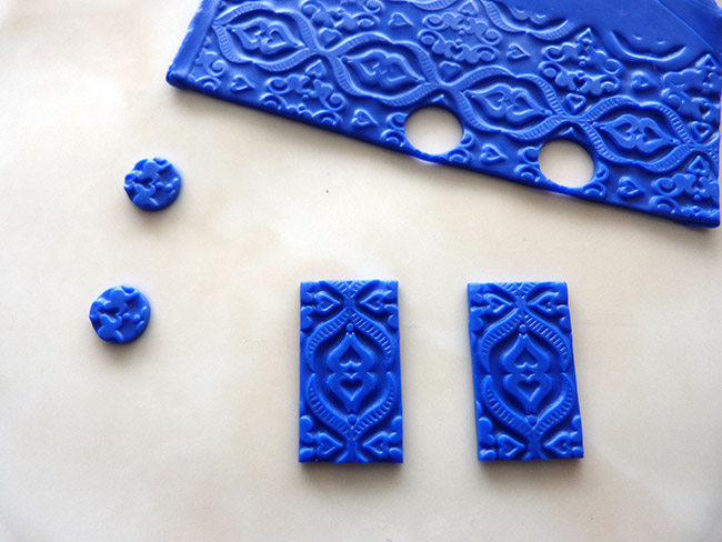 Imitation ceramic polymer clay earrings : Step 3