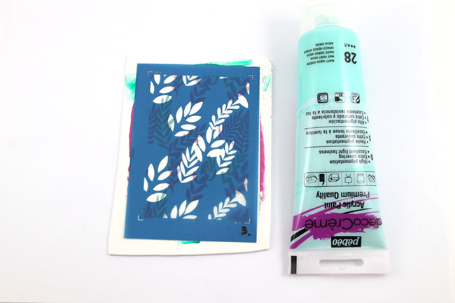 Foliage silkscreen earrings : Step 3