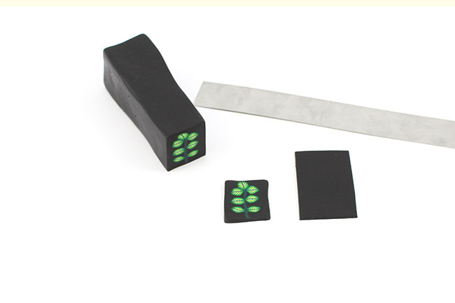 Making a duck leaf in Fimo clay : Step 15