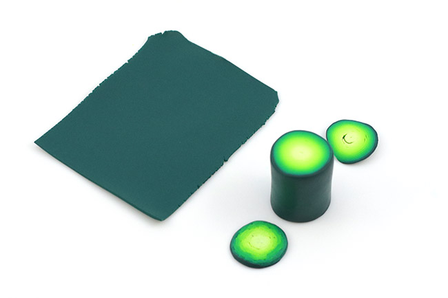 Making a duck leaf in Fimo clay : Step 6