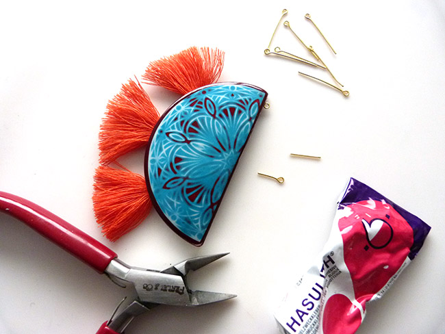 collier-tampon-mandala-polymere-pompons-11