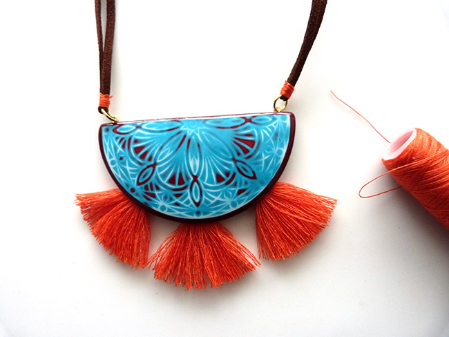 collier-tampon-mandala-polymere-pompons-13