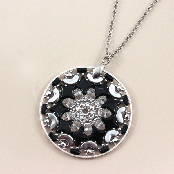 Schema  Aurore medallion pendant weaving Star Beads glass beads by Puca®