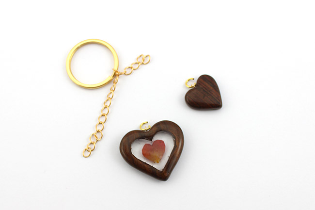 Heart in UV Led resin and ebony-effect polymer : Step 12 Heart in UV Led resin and ebony-effect polymer : Step 12