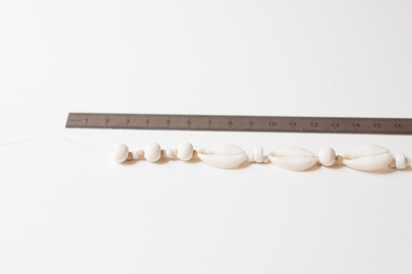 DIY Bohemian Long Necklace Made from Kauri Shells : Step 4 DIY Bohemian Long Necklace Made from Kauri Shells : Step 4