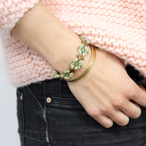 Brick Stitch Miyuki Bracelet and Star Beads