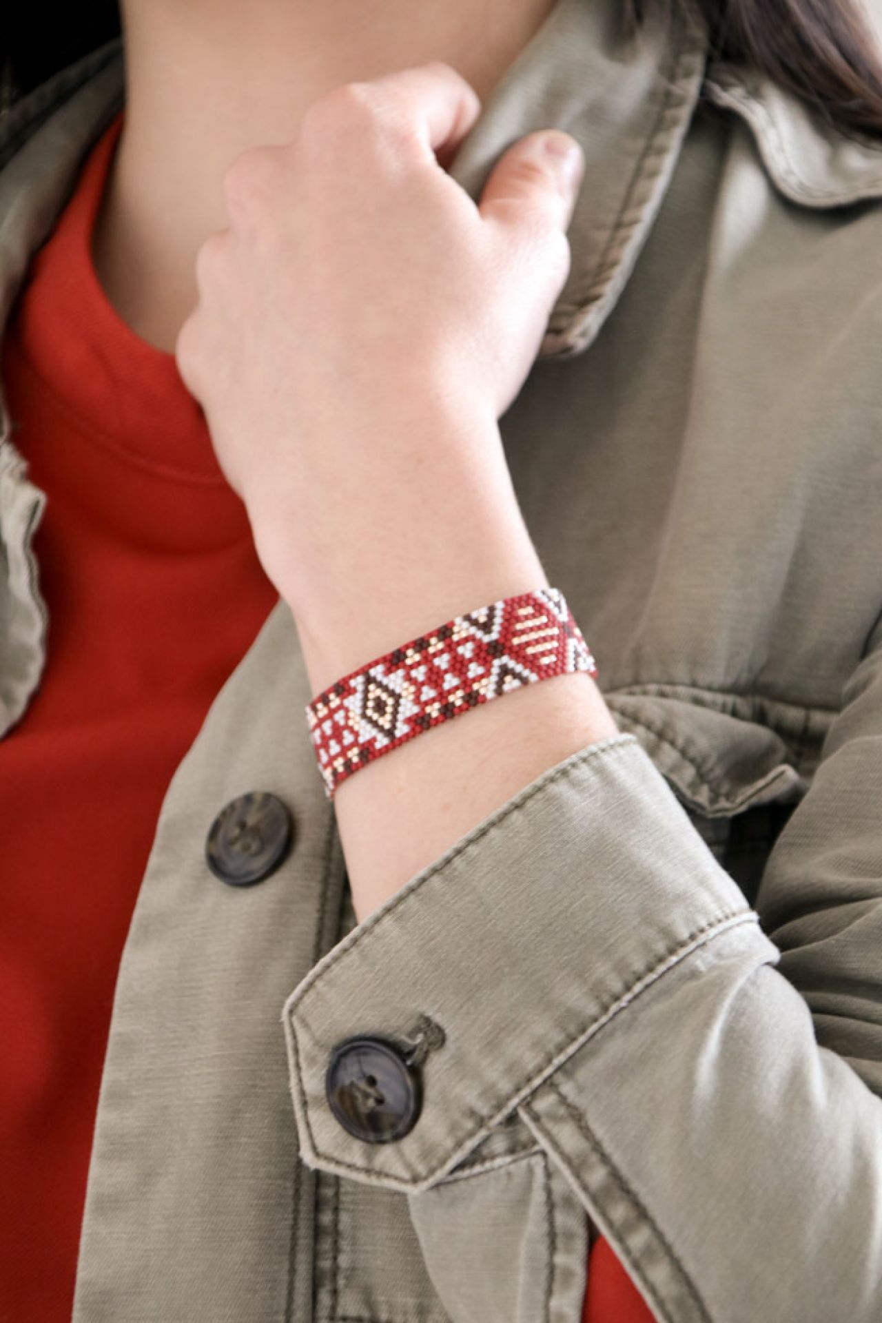 Schema Miyuki Terracotta and Golden Rose woven bracelet with weaving tips Schema Miyuki Terracotta and Golden Rose woven bracelet with weaving tips