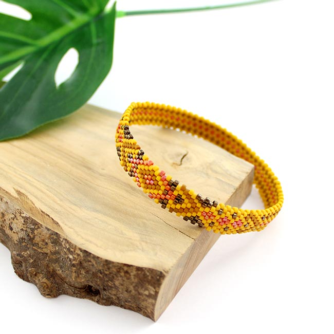Schema Bangle Miyuki Bangle yellow circular Peyote weave Schema Bangle Miyuki Bangle yellow circular Peyote weave