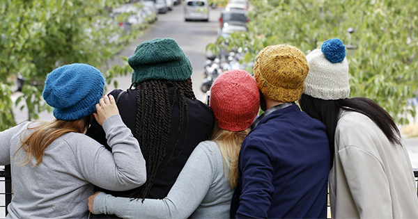 DIY easy knit hat Wednesday by Zak said