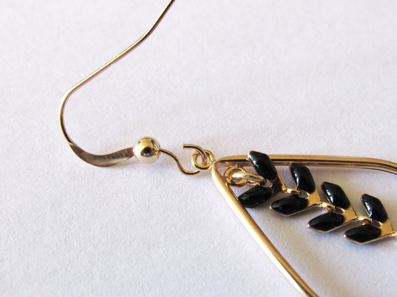 Earrings with Gold Filled pendant and herringbone chain : Step 6