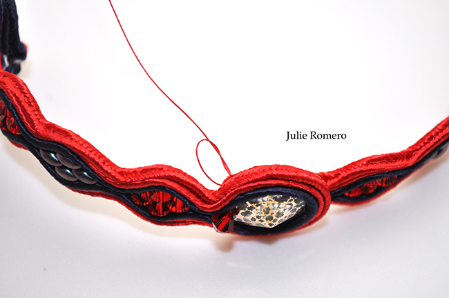 Bracelet in soutache and PureCrystal crystals : Step 17 Bracelet in soutache and PureCrystal crystals : Step 17
