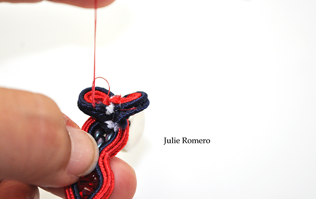 Bracelet in soutache and PureCrystal crystals : Step 20 Bracelet in soutache and PureCrystal crystals : Step 20