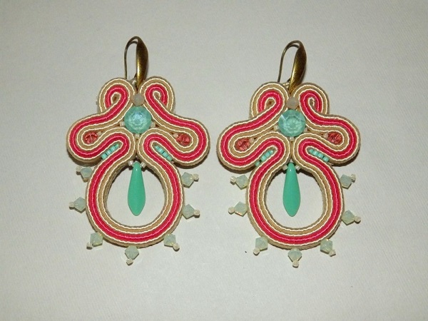 DIY parure de bijoux en soutache et cristaux PureCrystal