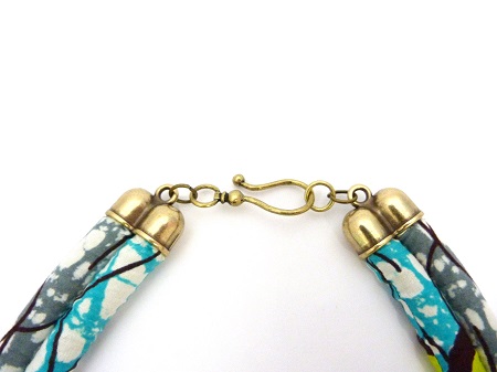 necklace wax and shell : Step 6